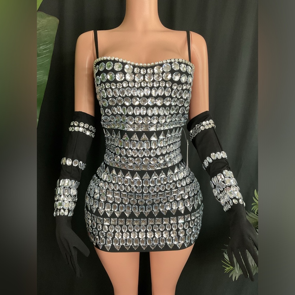 Rhinestone-Embellished Bandage Bodycon Mini Dress with Long Covered Hand Gloves